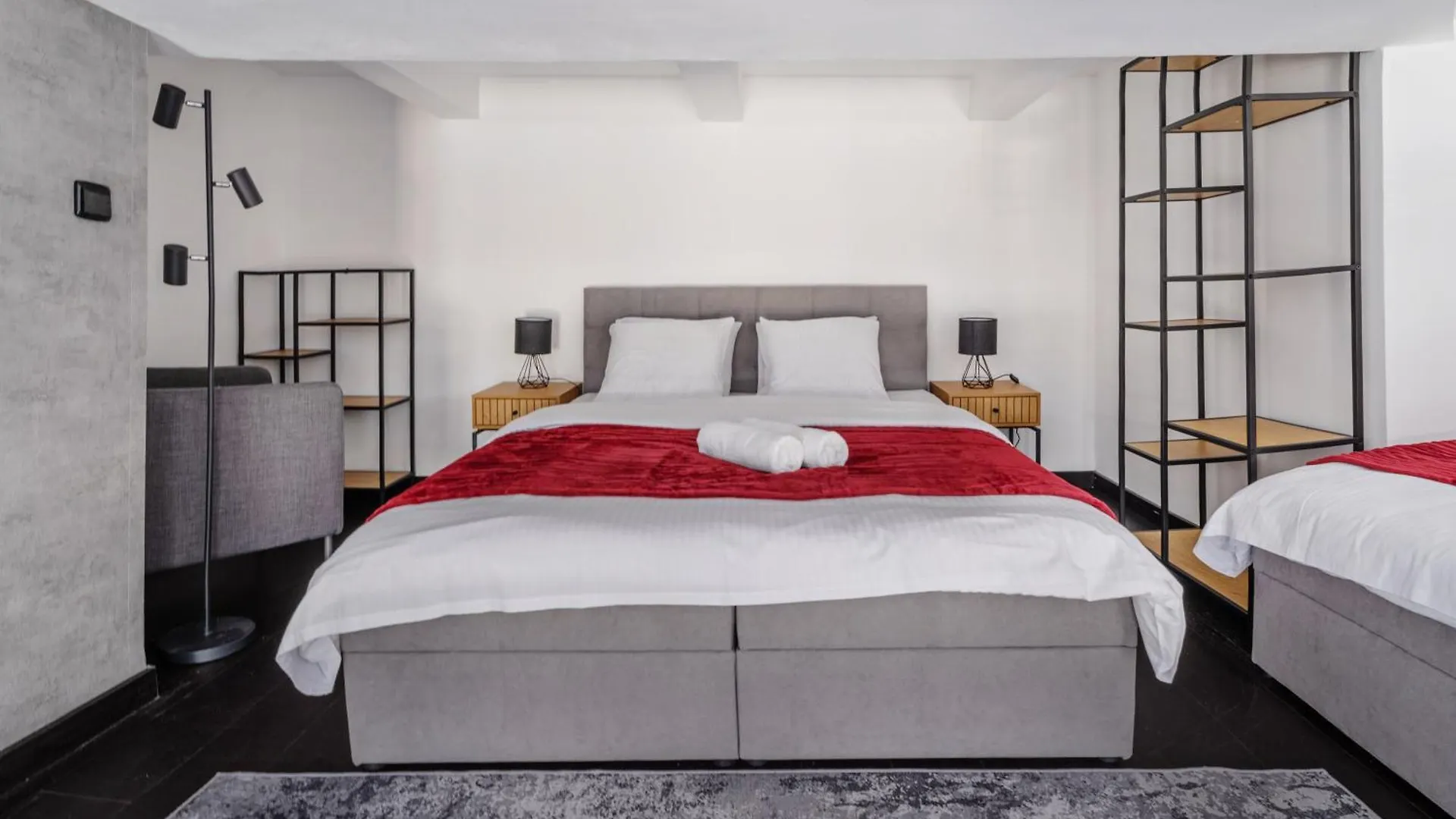 Appartamento Near Center Family Loft-Apartments Praga