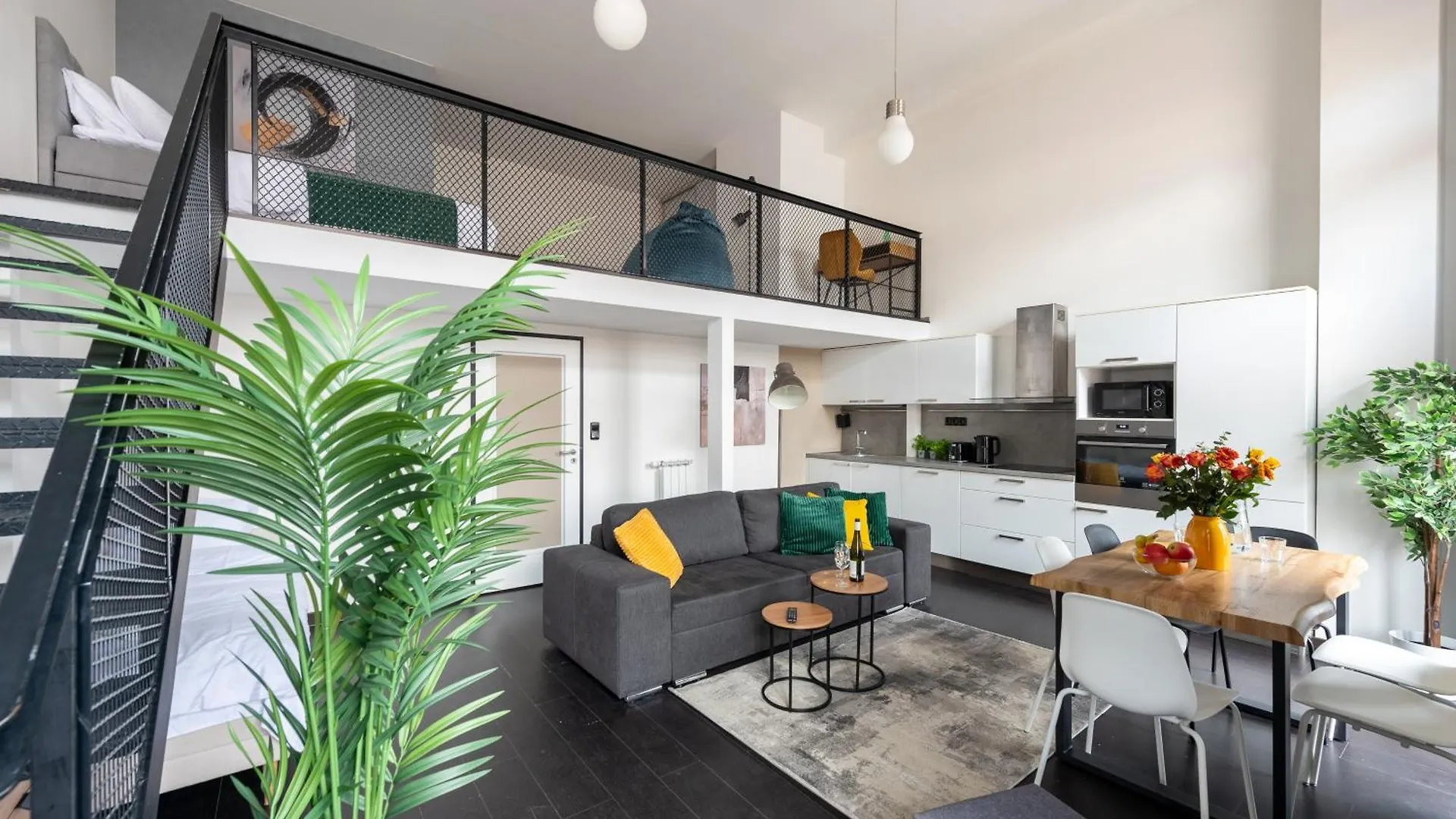 Апартаменты Near Center Family Loft-Apartments Прага