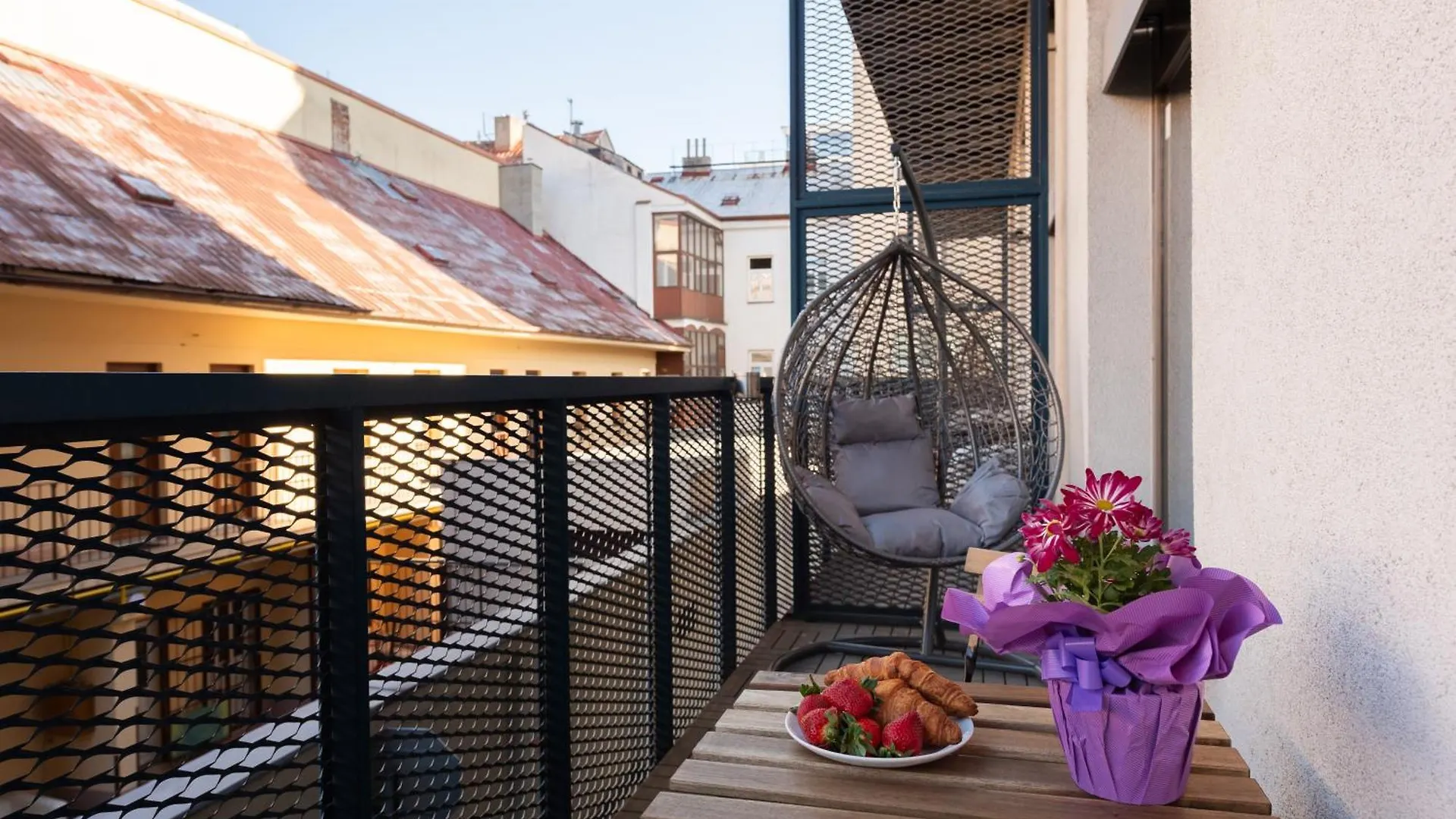 Near Center Family Loft-Apartments Prag Tjeckien