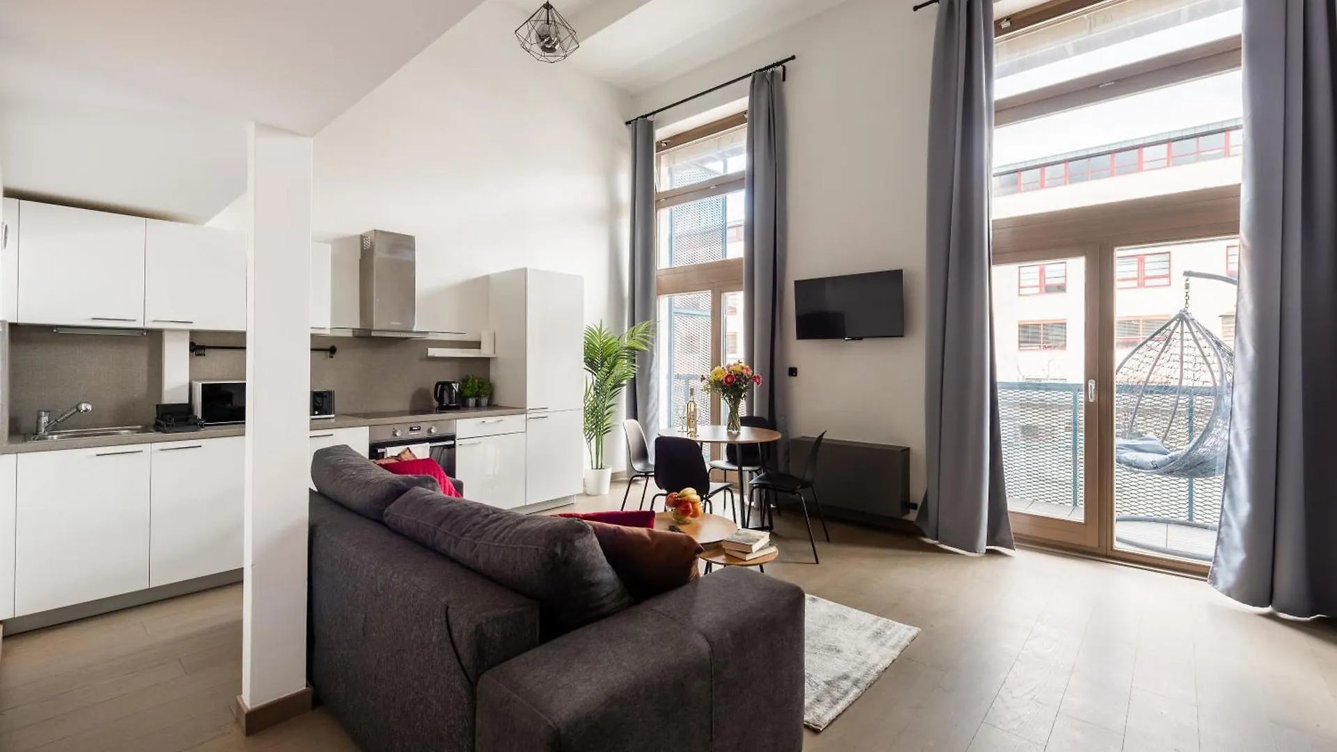 Near Center Family Loft-Apartments Прага 0*,