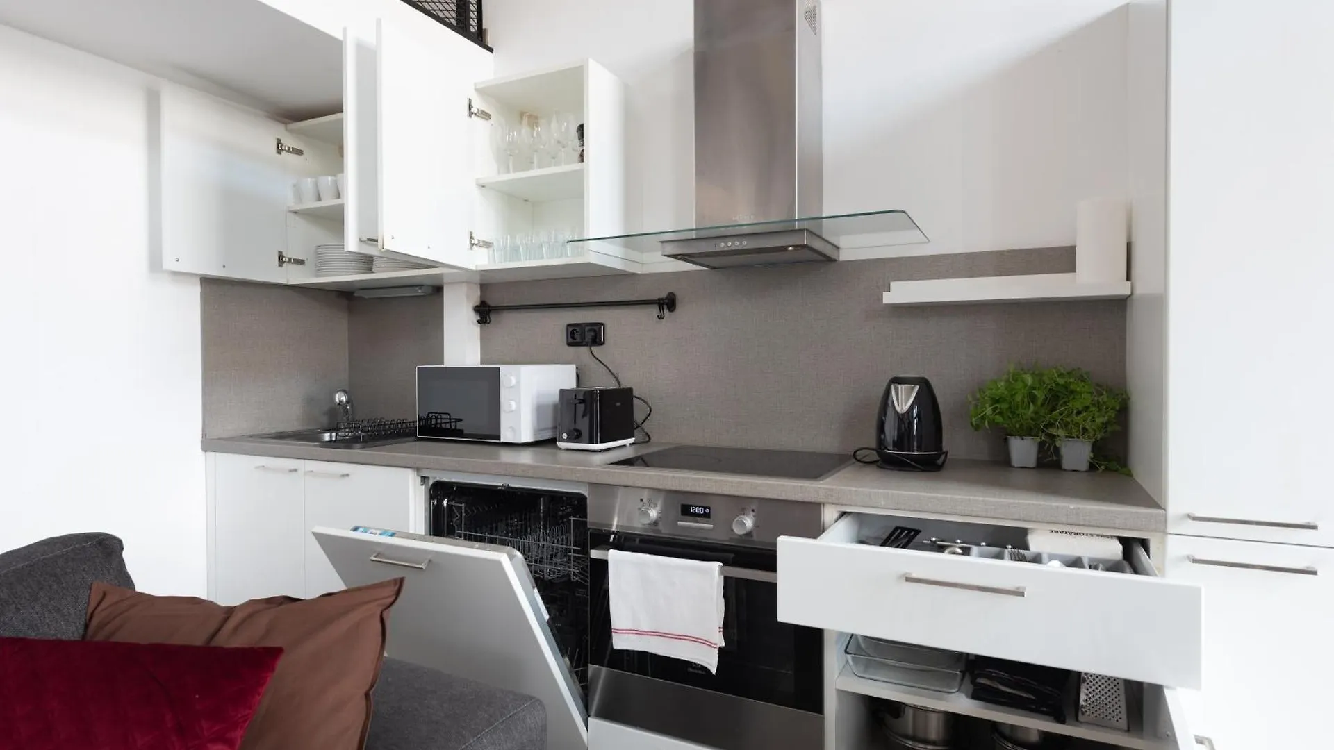 Near Center Family Loft-Apartments Прага 0*,  Чехия